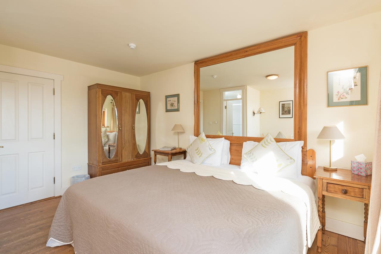 فندق كليفدينفي  Dolphin Beach House المظهر الخارجي الصورة
